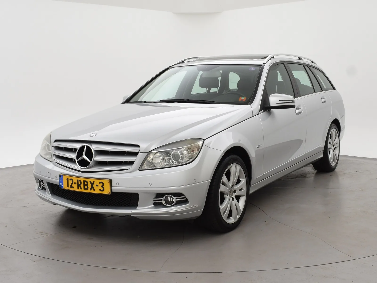 Mercedes-Benz C-Klasse (2010) — foto 1