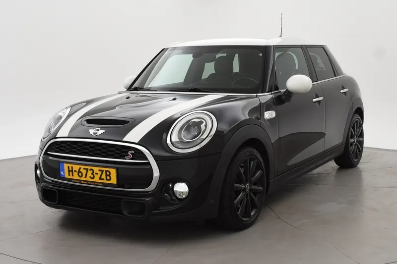 MINI Cooper S (2015)
