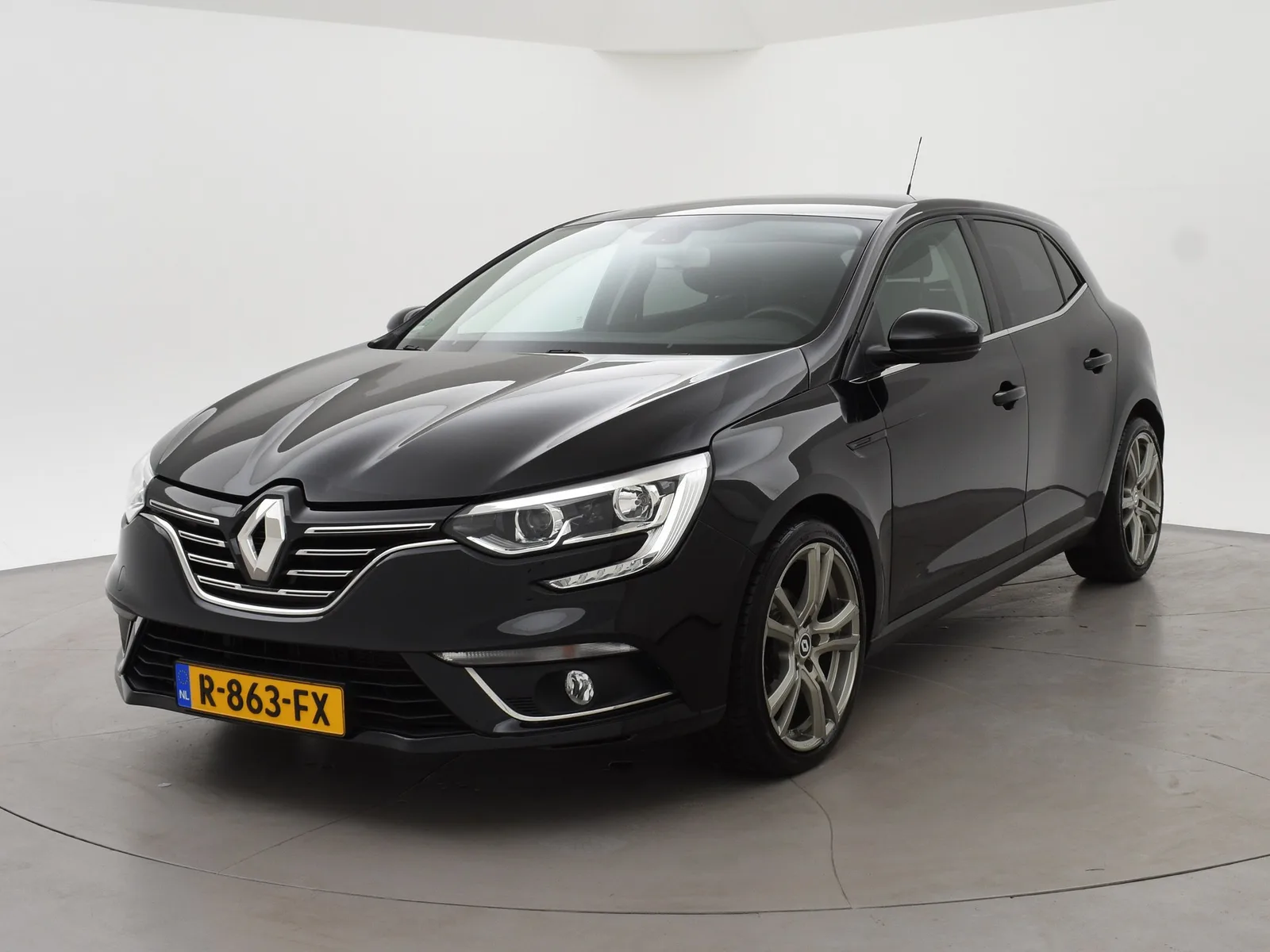 Renault Mégane (2016) — foto 1
