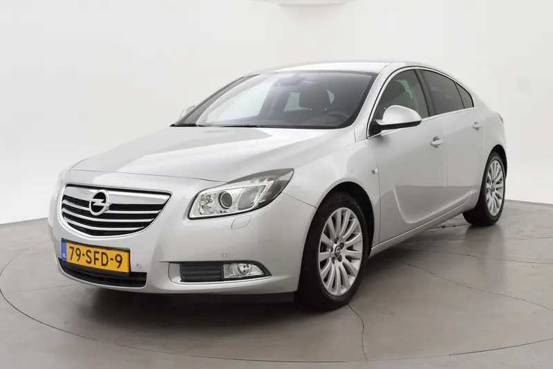 Opel Insignia (2011)