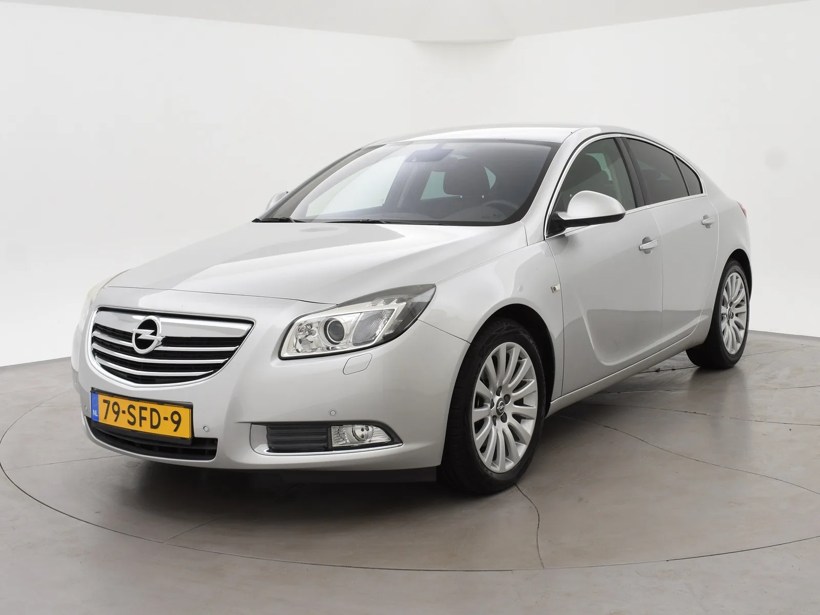 Opel Insignia (2011) — foto 1