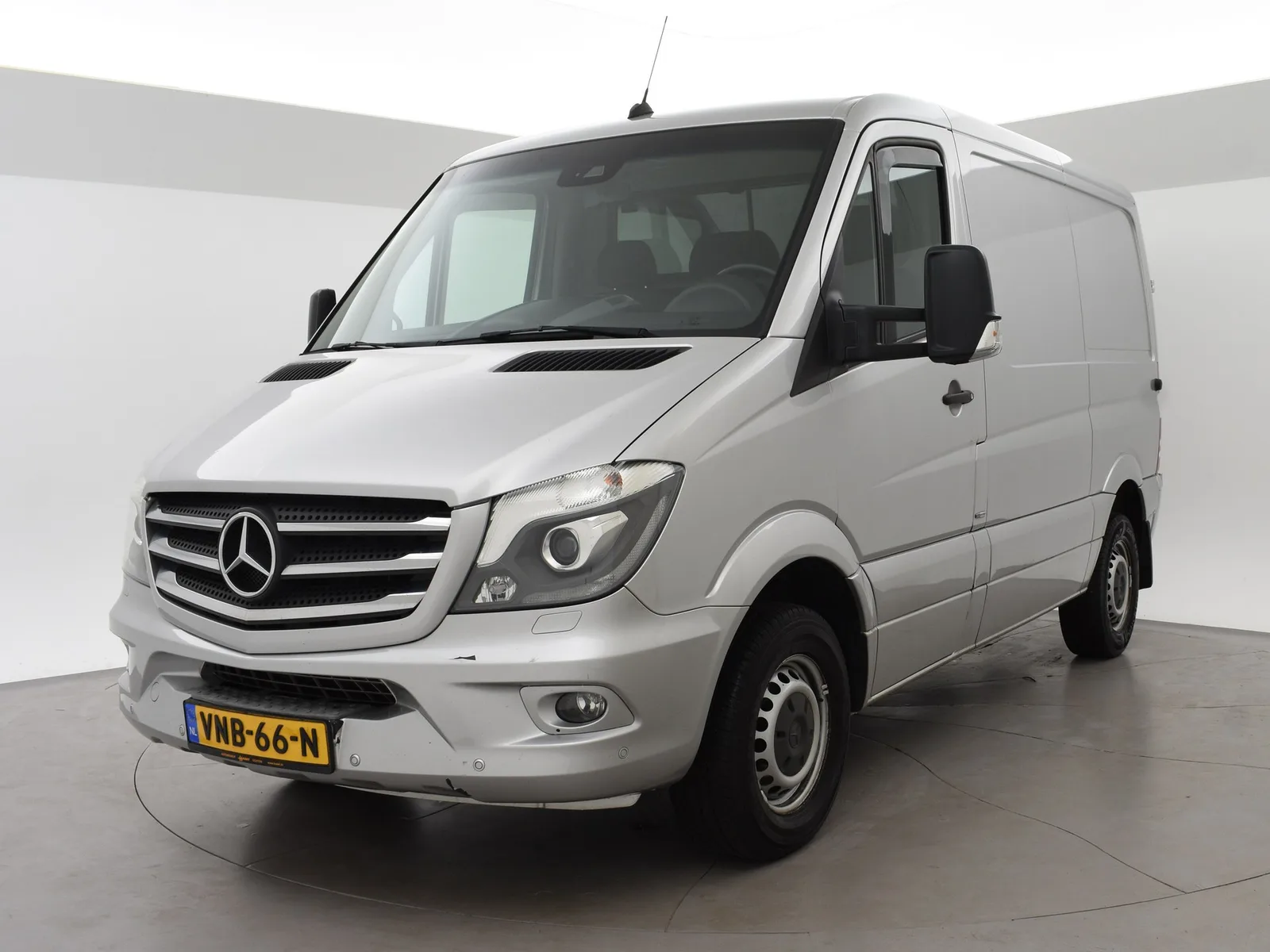 Mercedes-Benz Sprinter (2016) — foto 1