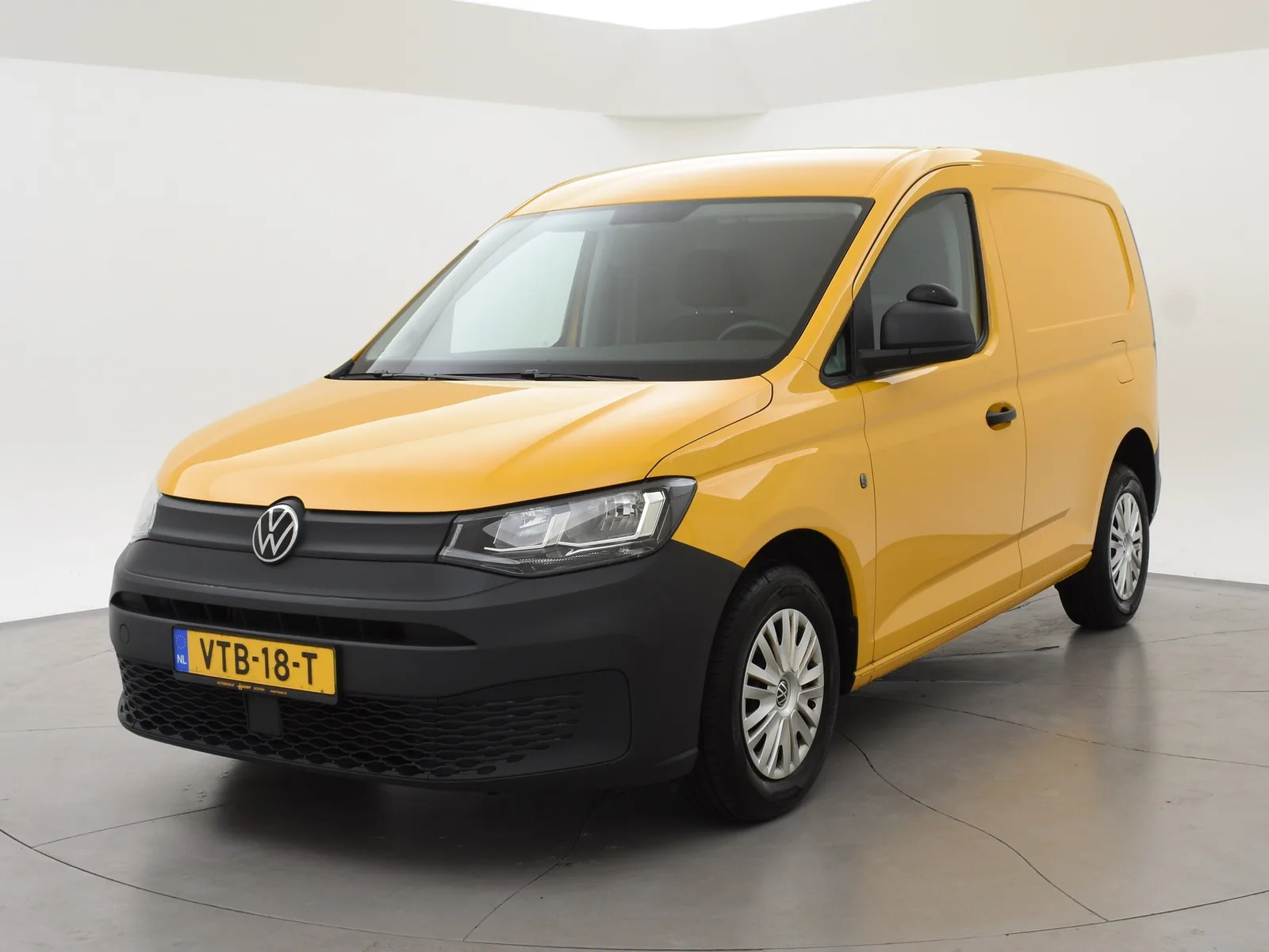 Volkswagen Caddy (2023) — foto 1