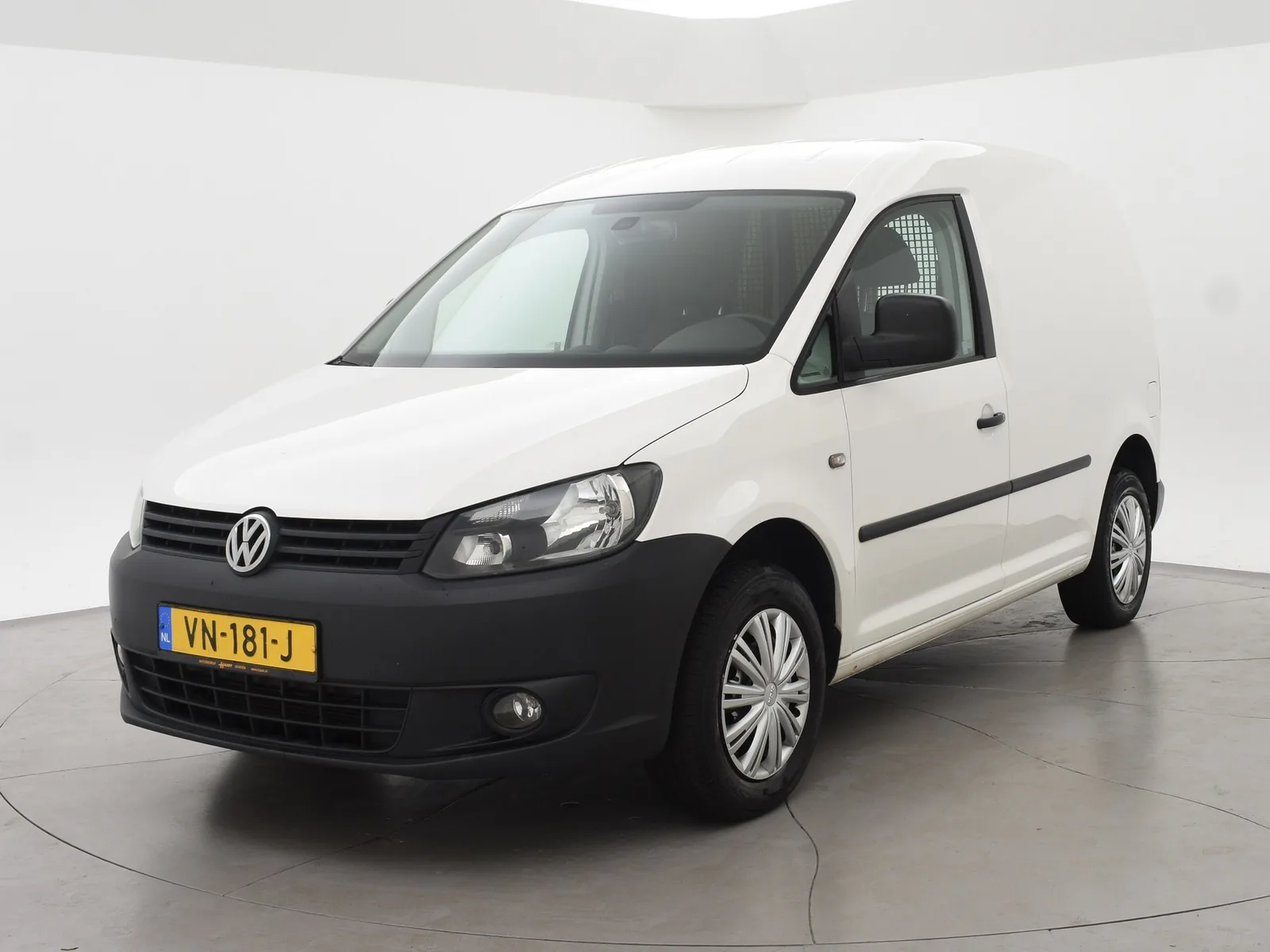Volkswagen Caddy (2015) — foto 1