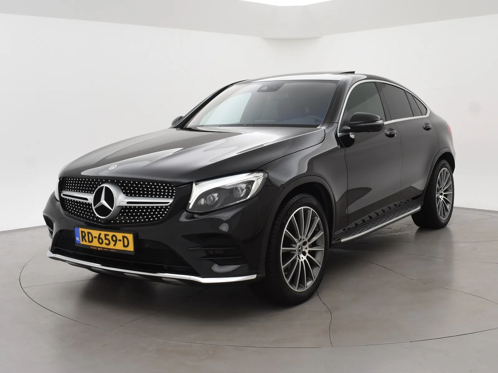 Mercedes-Benz GLC-Klasse Coupé (2017) — foto 1
