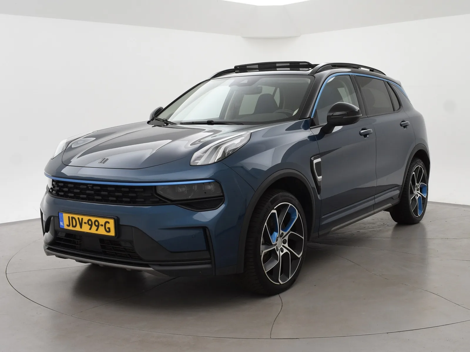 Lynk & Co 01 (2022) — foto 1