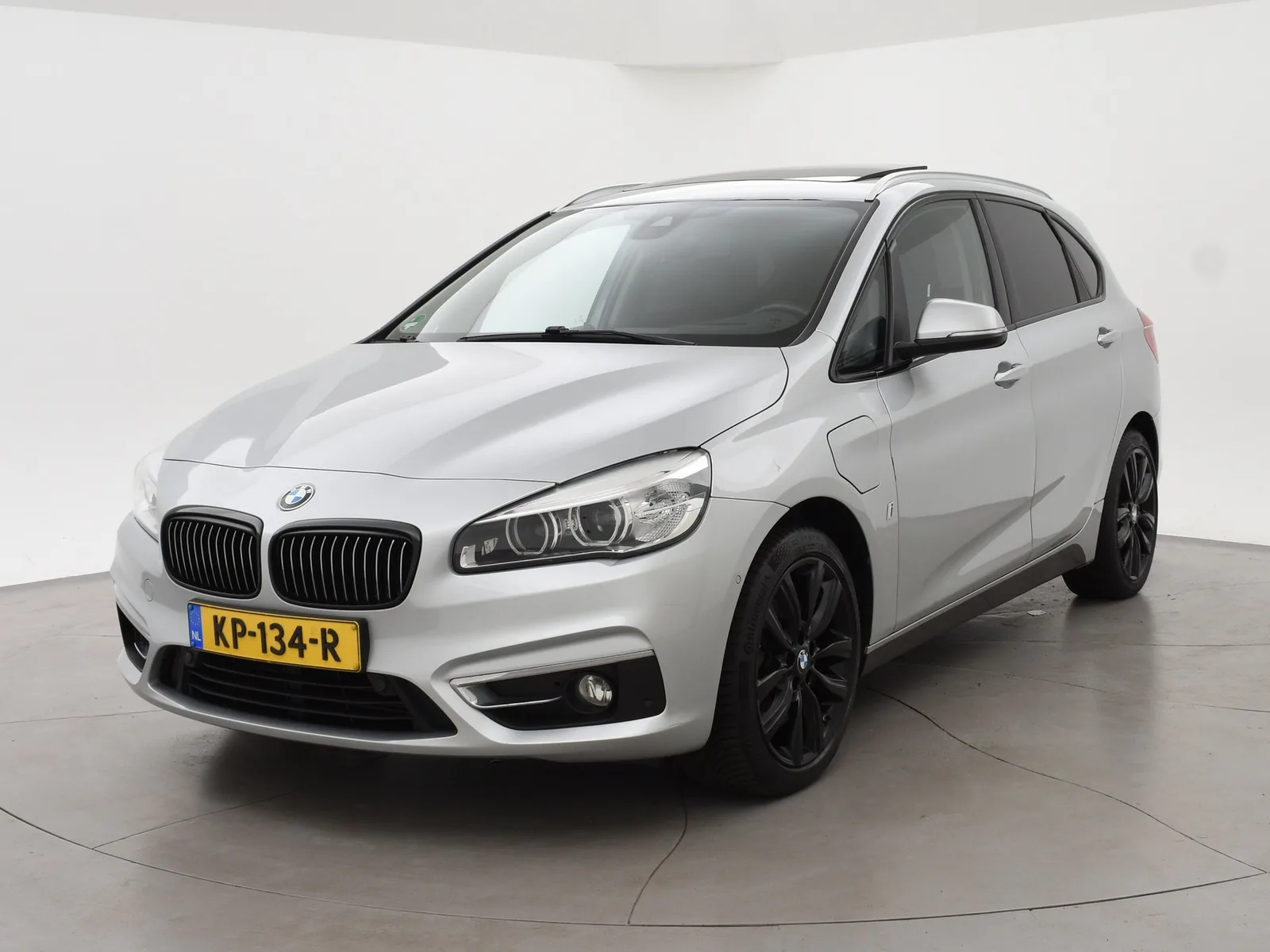 BMW 2-Serie Active Tourer (2016) — foto 1