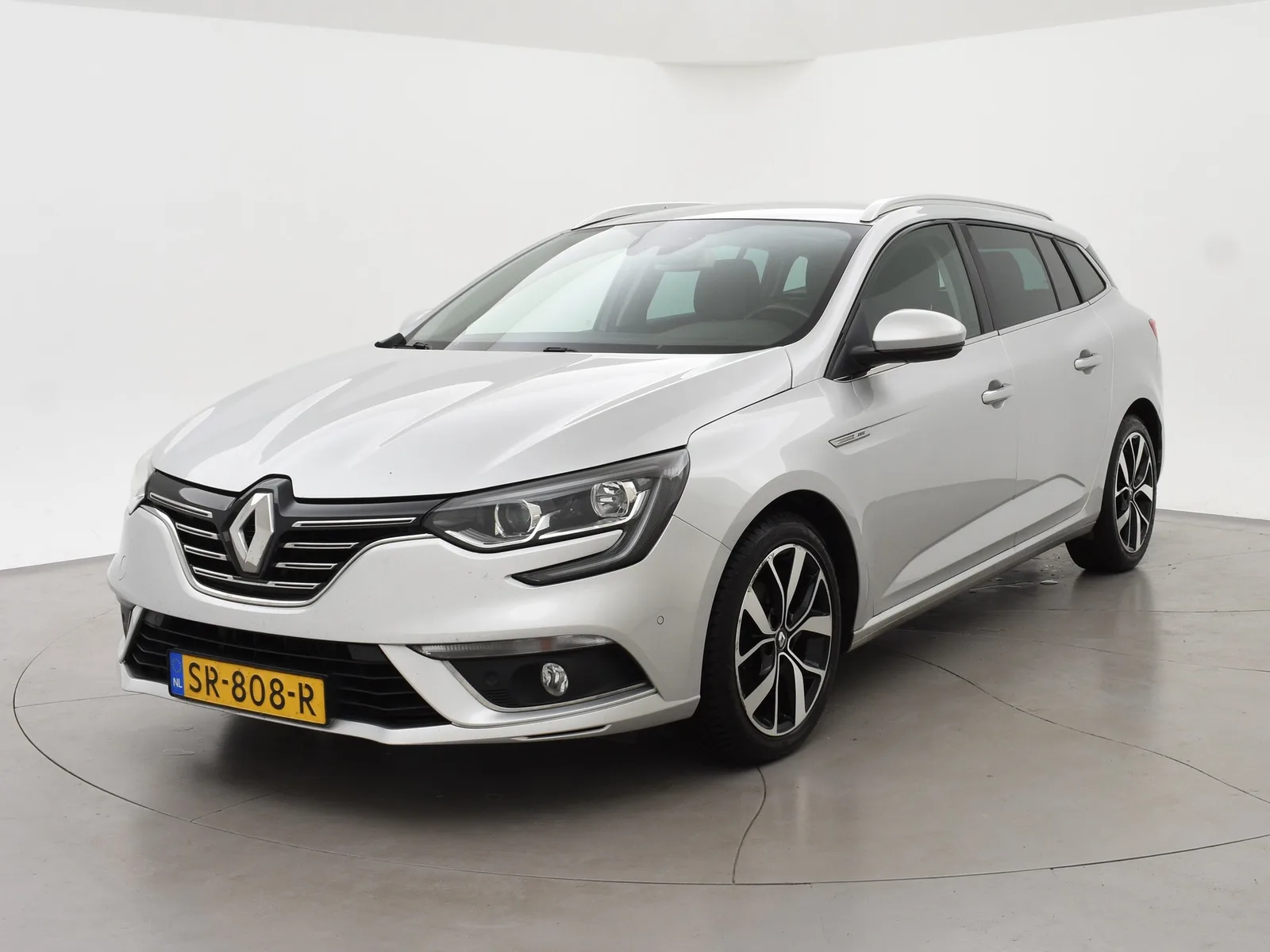 Renault Mégane (2018) — foto 1