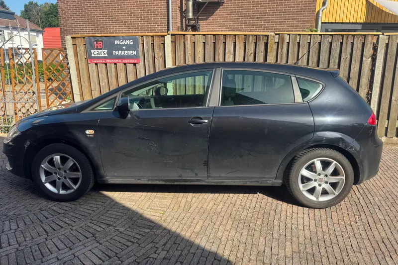 SEAT Leon (2011)