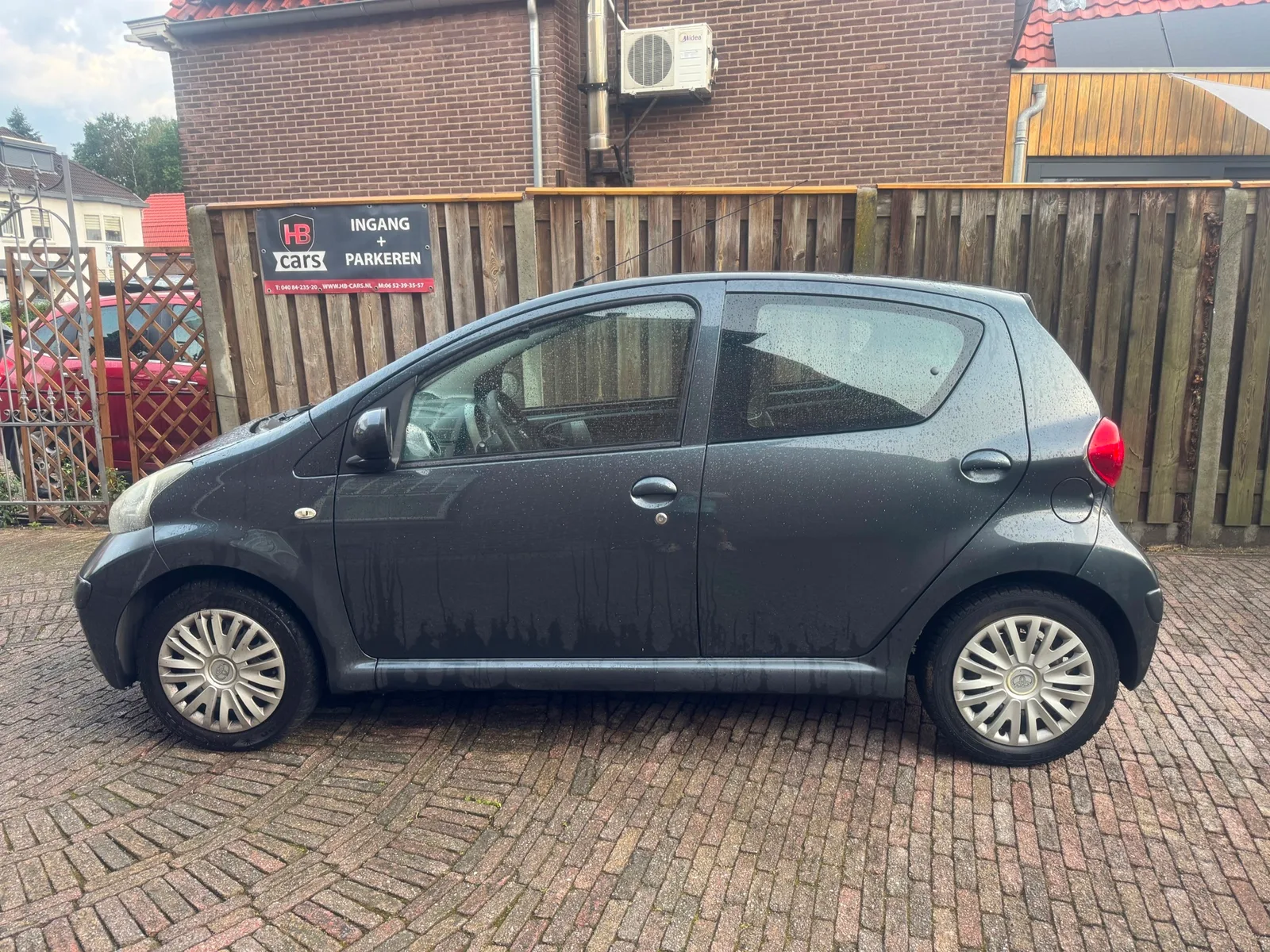 Toyota Aygo (2008) — foto 1