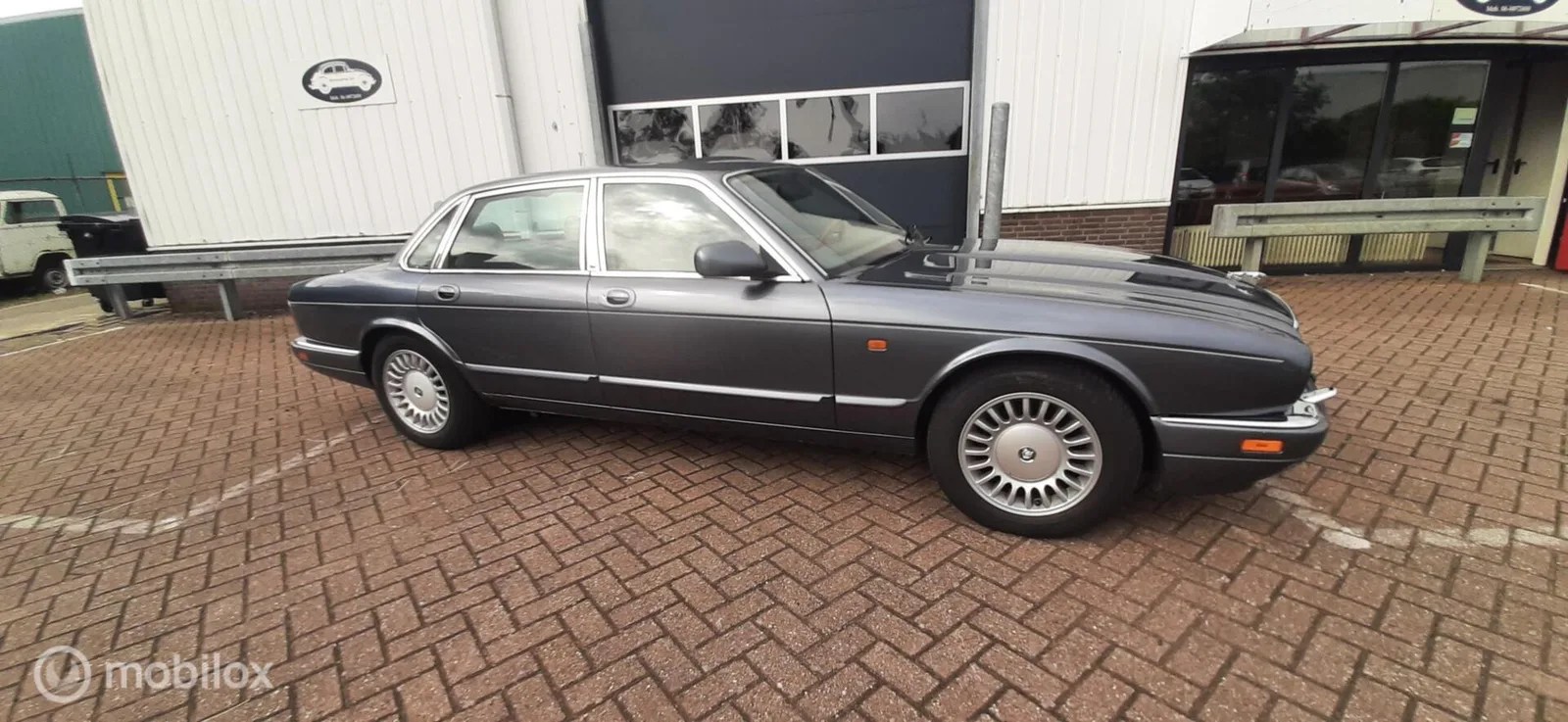 Jaguar XJ (1994) — foto 1