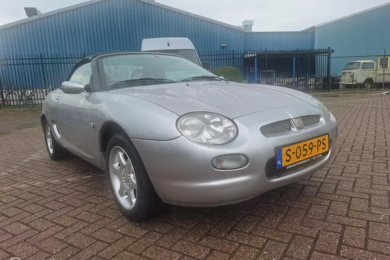 MG F (1999)
