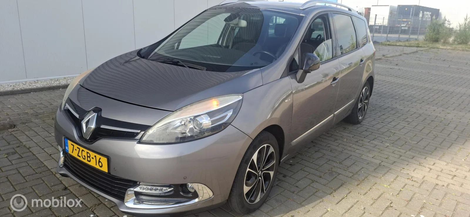 Renault Scénic (2015) — foto 1