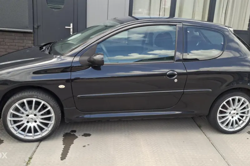 Peugeot 206 (2007)