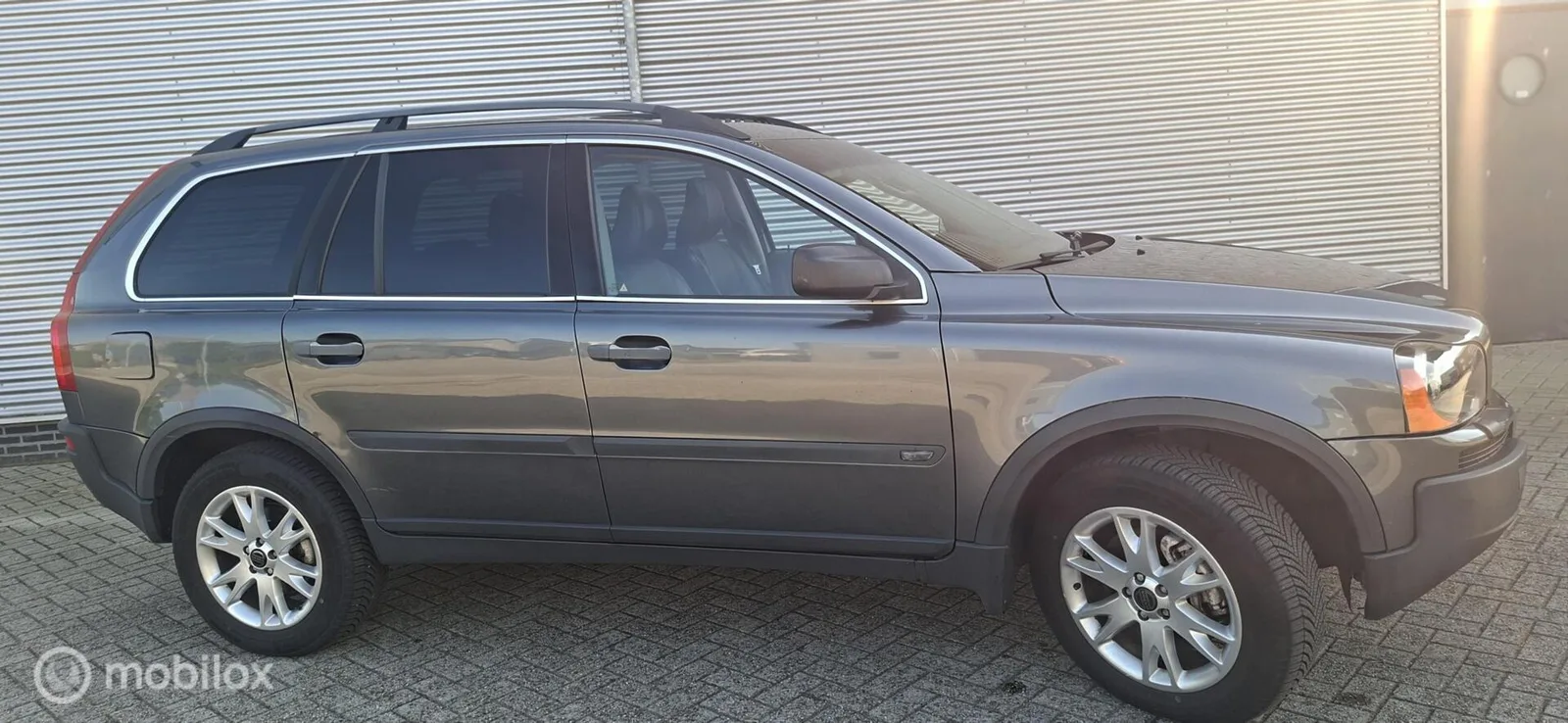 Volvo XC90 (2005) — foto 1