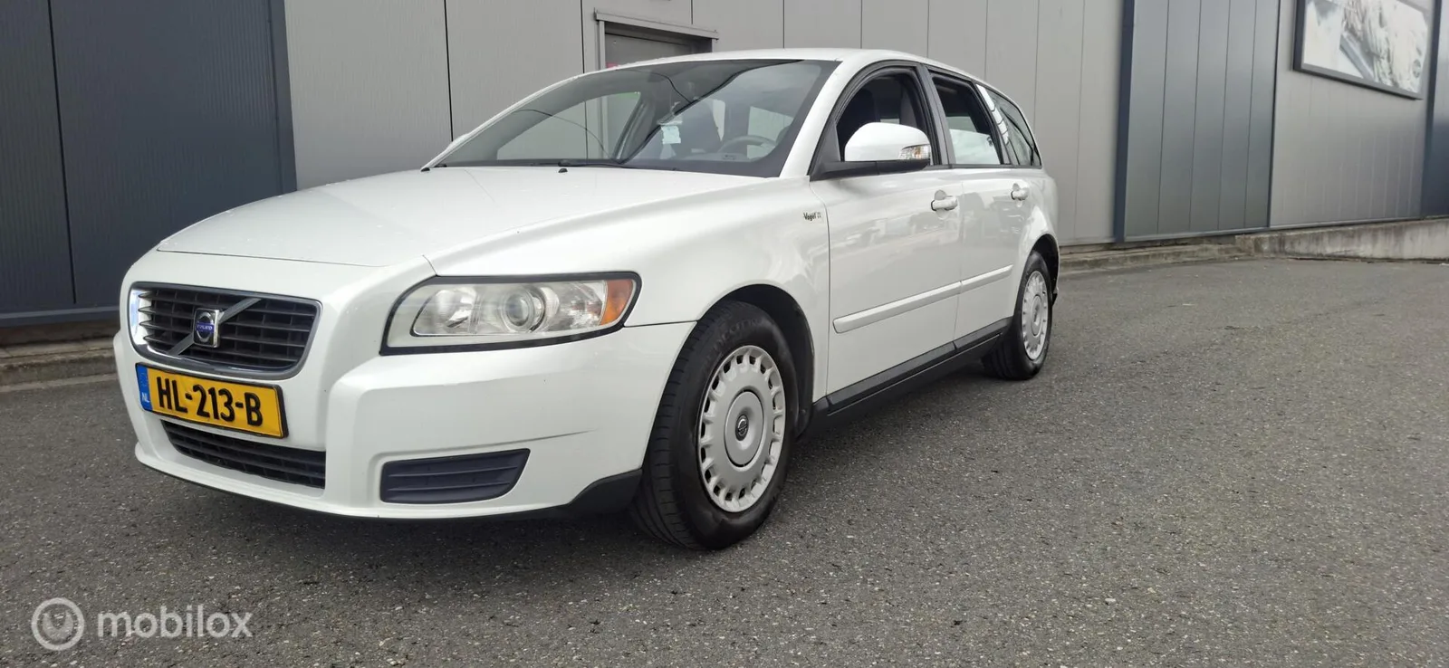 Volvo V50 (2009) — foto 1