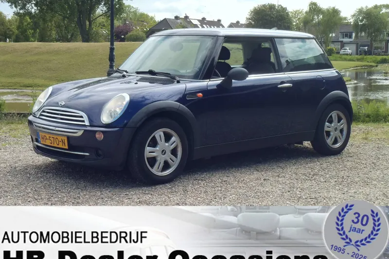 MINI One (2004)