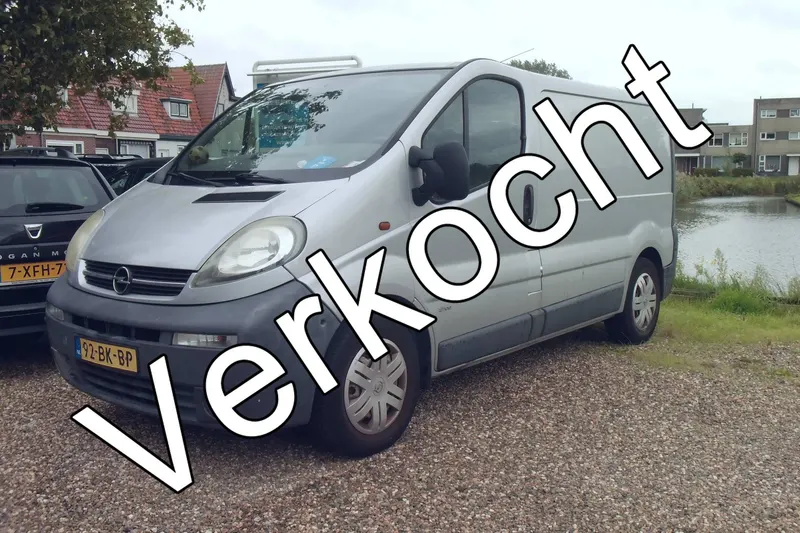 Opel Vivaro (2003)