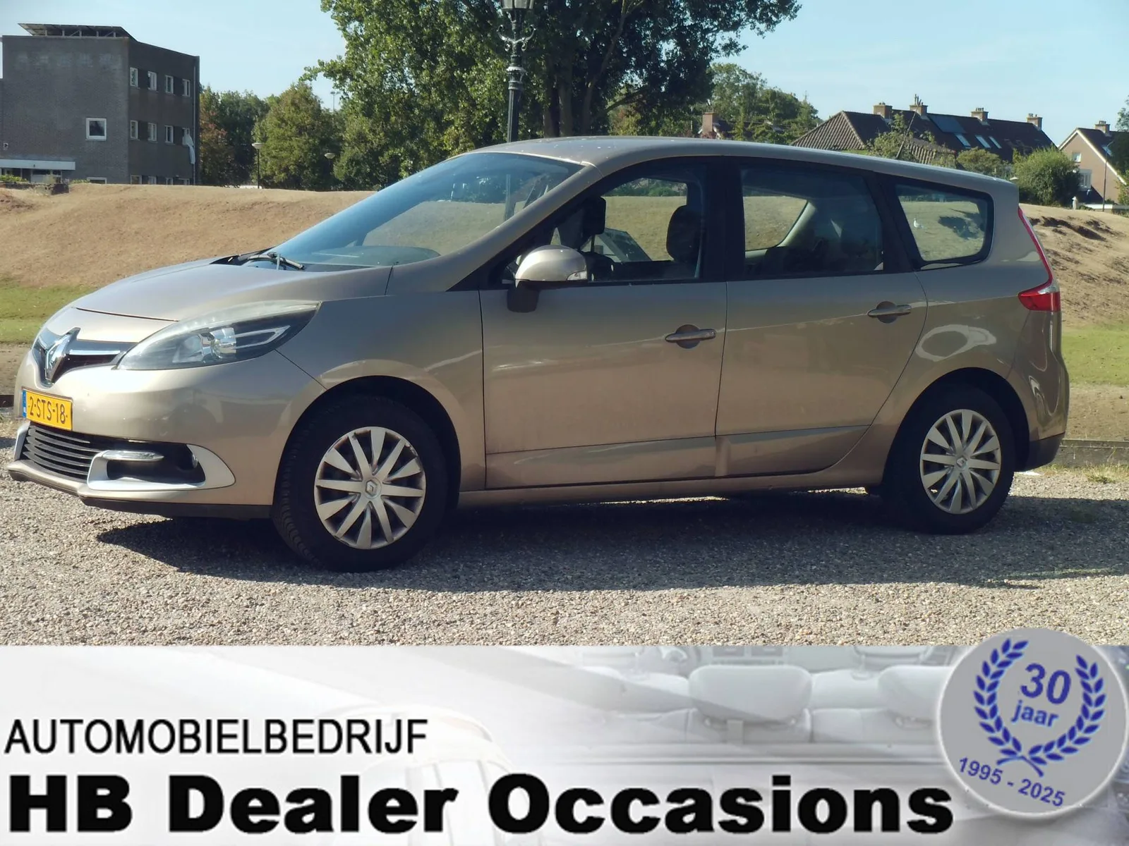 Renault Grand Scénic (2013) — foto 1