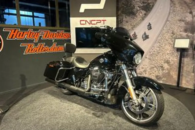 Harley-Davidson Street Glide (2018)