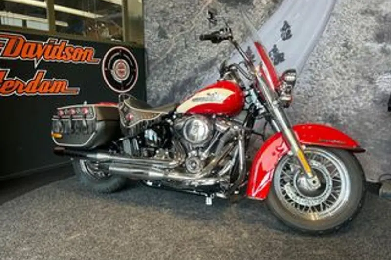 Harley-Davidson FLI Hydra-Glide (2024)