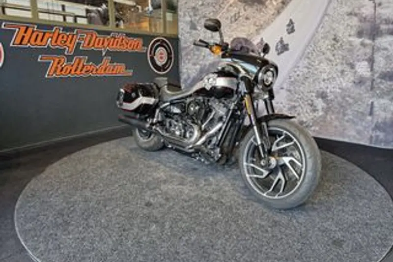 Harley-Davidson Sport Glide (2021)