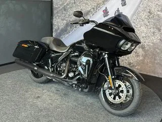 Harley-Davidson Road Glide Limited (2021) — foto 1