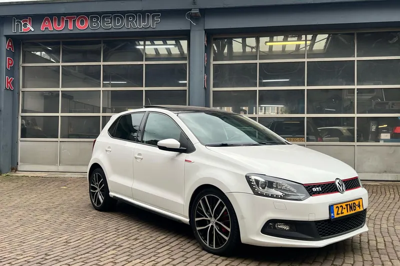 Volkswagen Polo (2012)