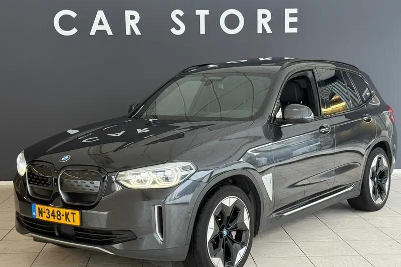 BMW iX3 (2021)
