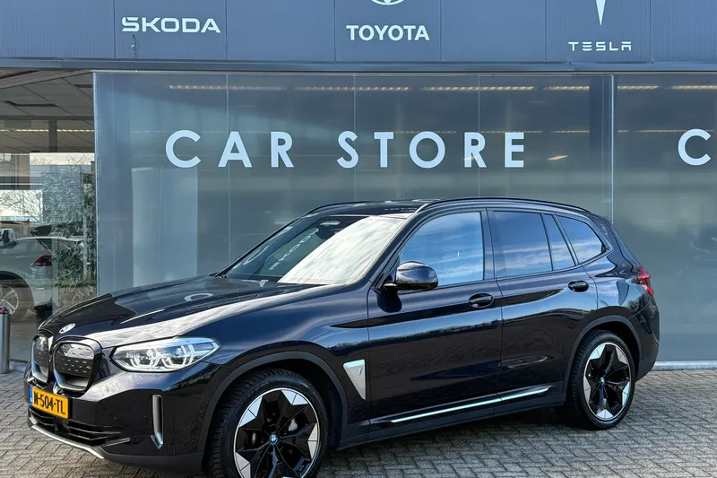 BMW iX3 (2021)