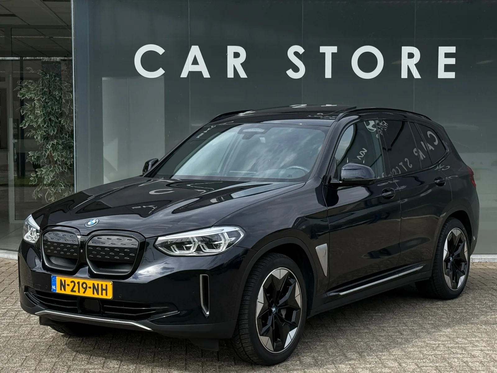 BMW iX3 (2021) — foto 1