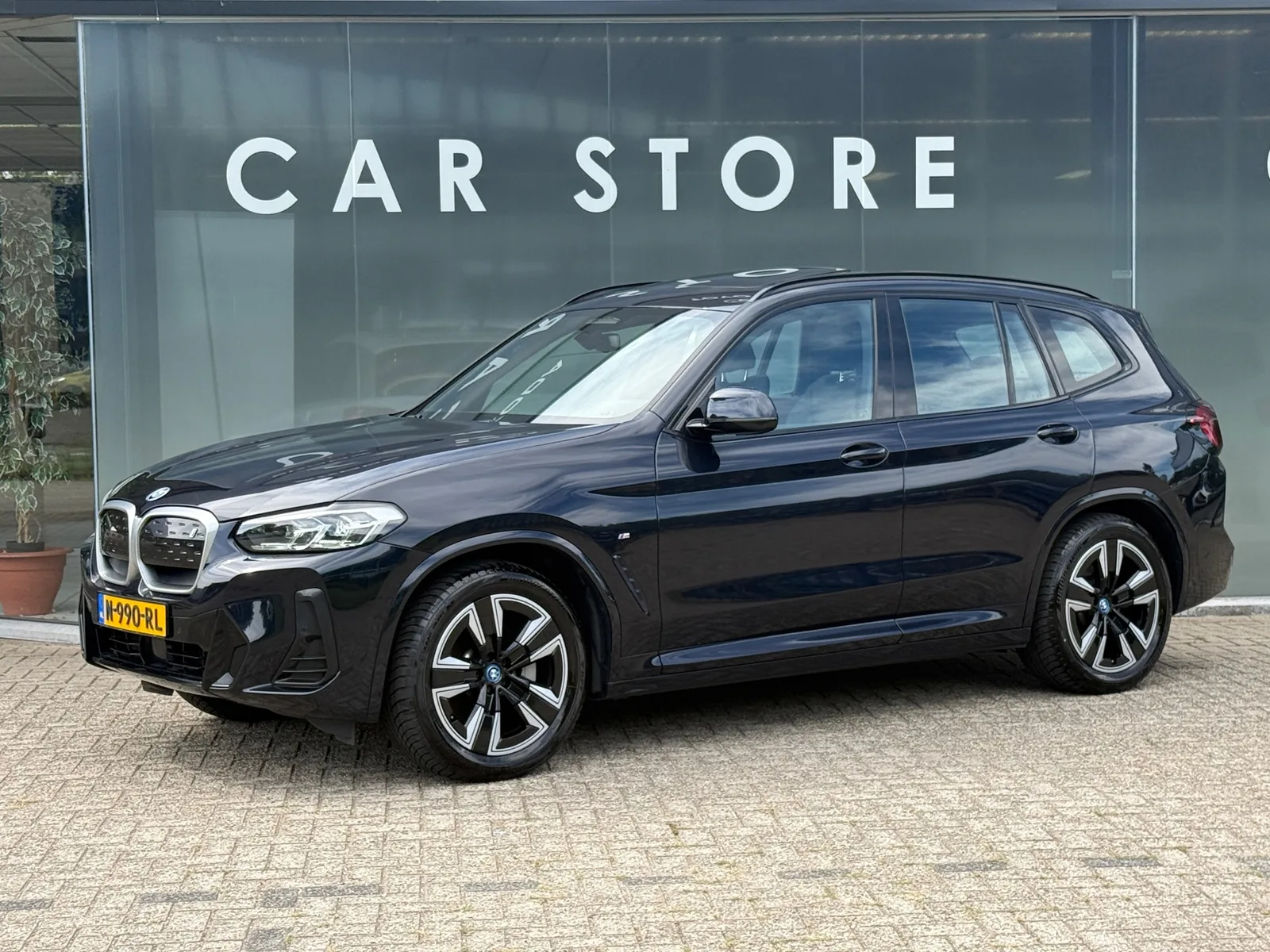 BMW iX3 (2021) — foto 1