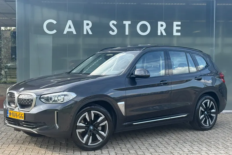 BMW iX3 (2021)
