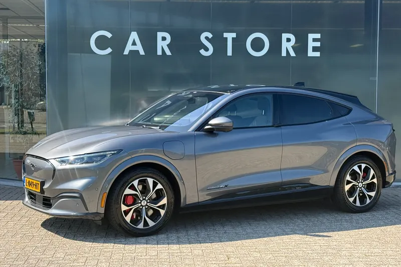Ford Mustang Mach-E (2021)