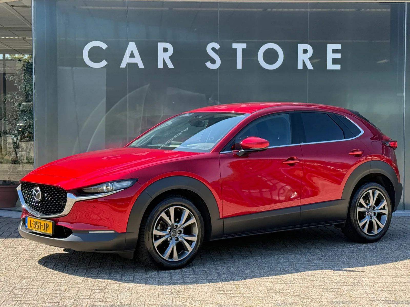 Mazda CX-30 (2021) — foto 1