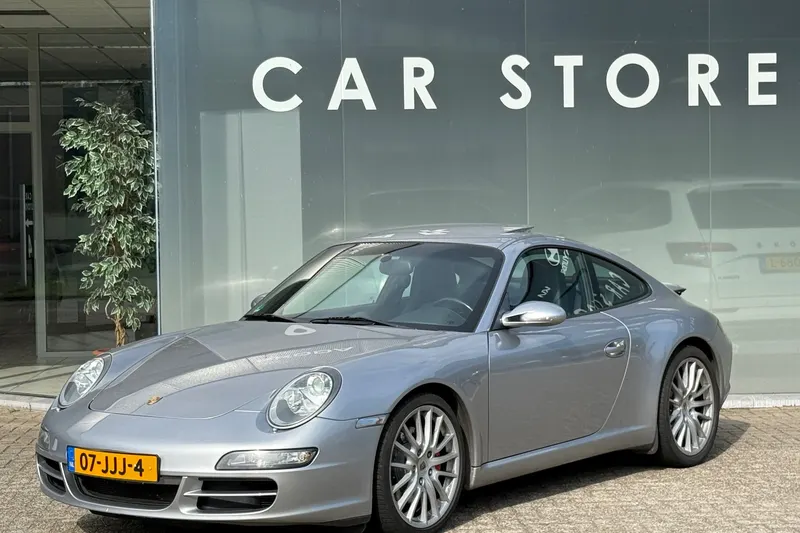 Porsche 911 (2004)