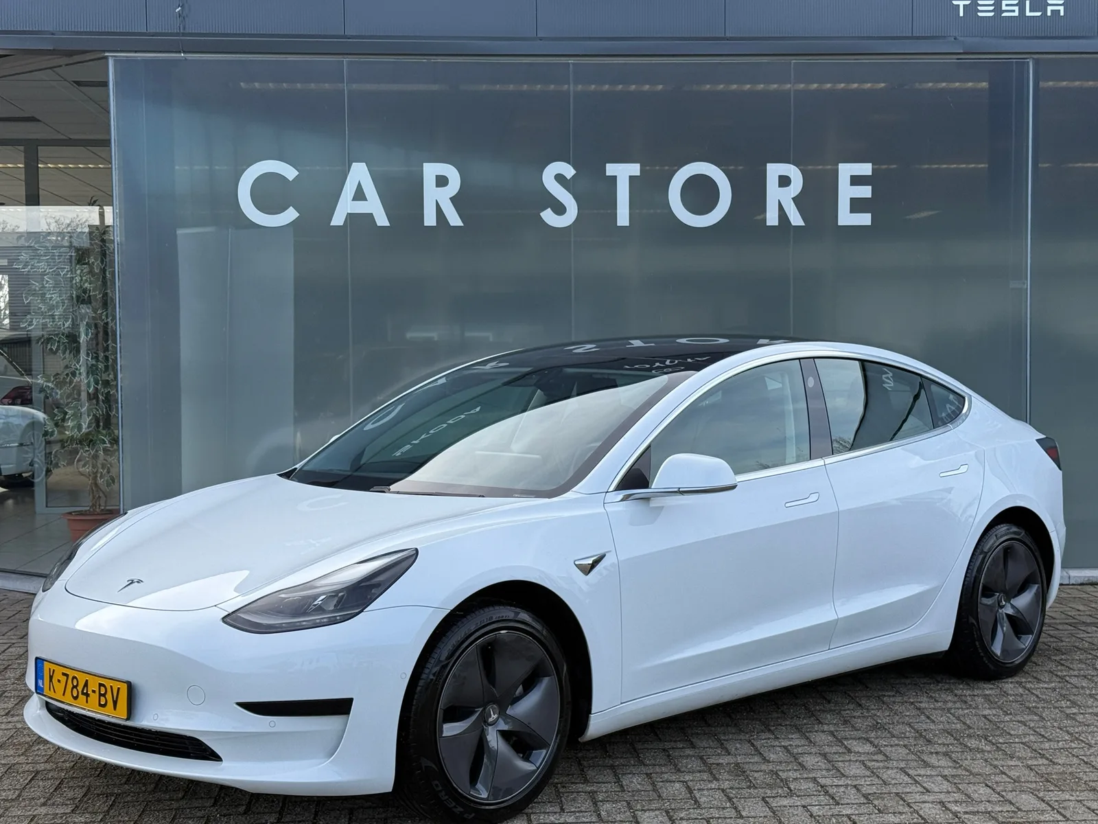 Tesla Model 3 (2020) — foto 1