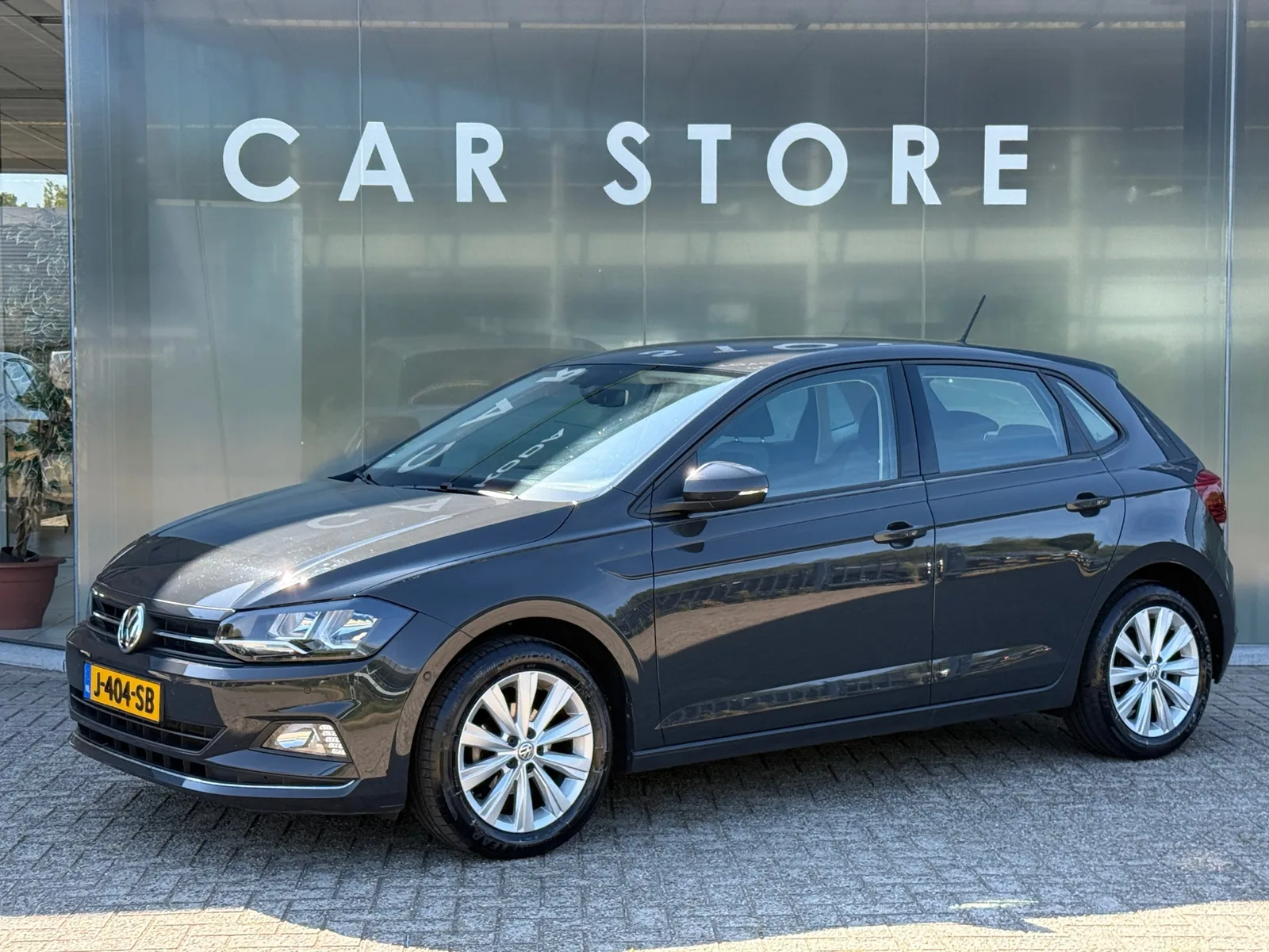 Volkswagen Polo (2020) — foto 1