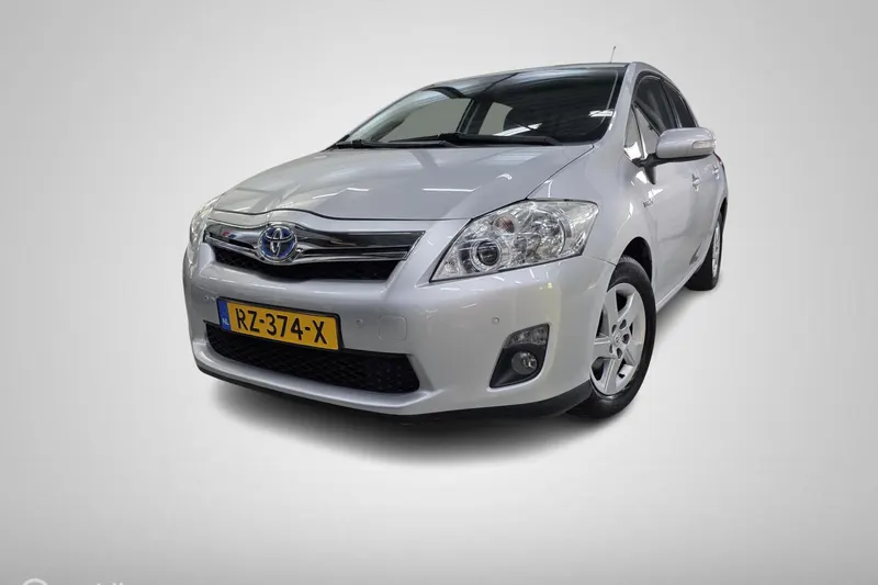 Toyota Auris (2011)