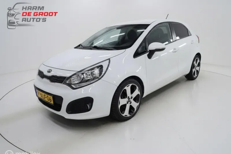 Kia Rio (2013)