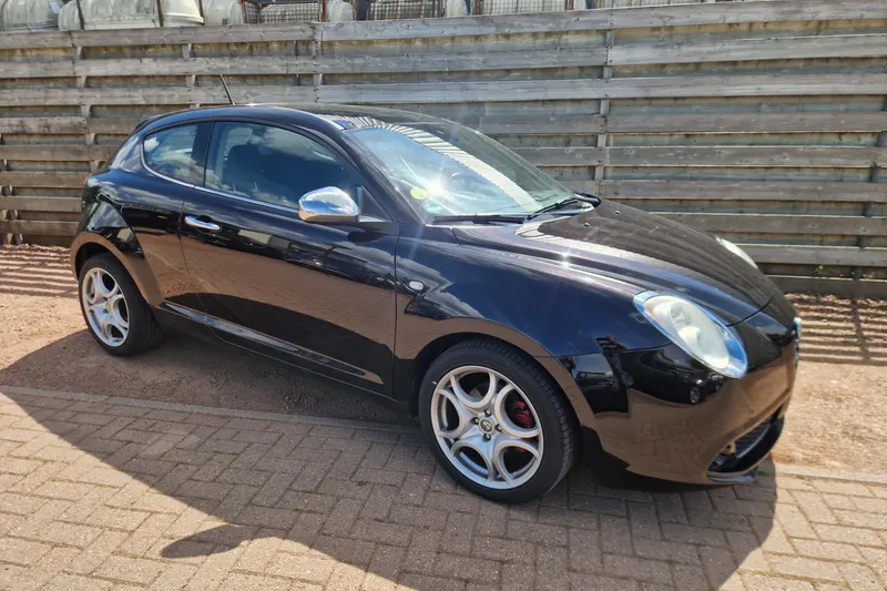 Alfa Romeo Mito (2011)