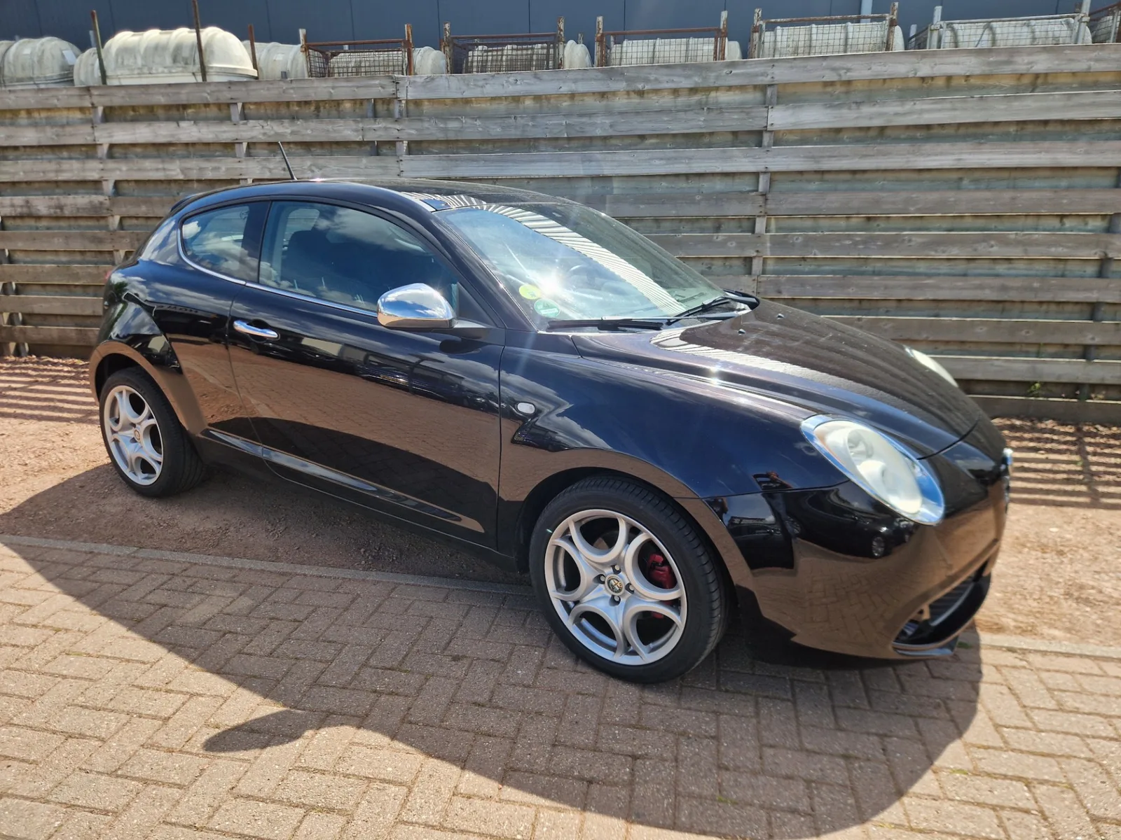 Alfa Romeo Mito (2011) — foto 1