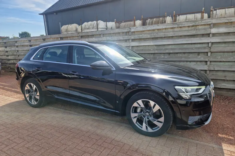 Audi e-tron (2019)