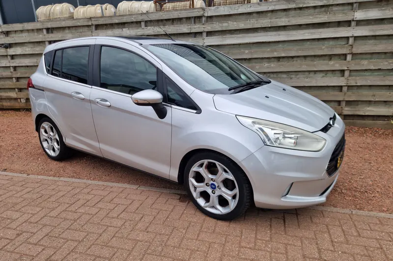 Ford B-Max (2013)