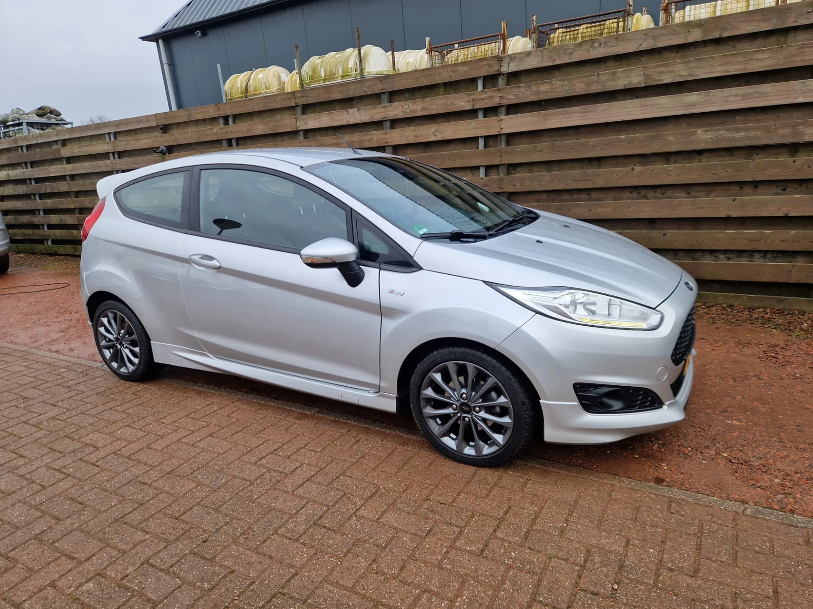Ford Fiesta (2016) — foto 1