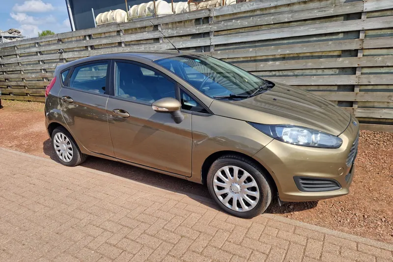 Ford Fiesta (2013)