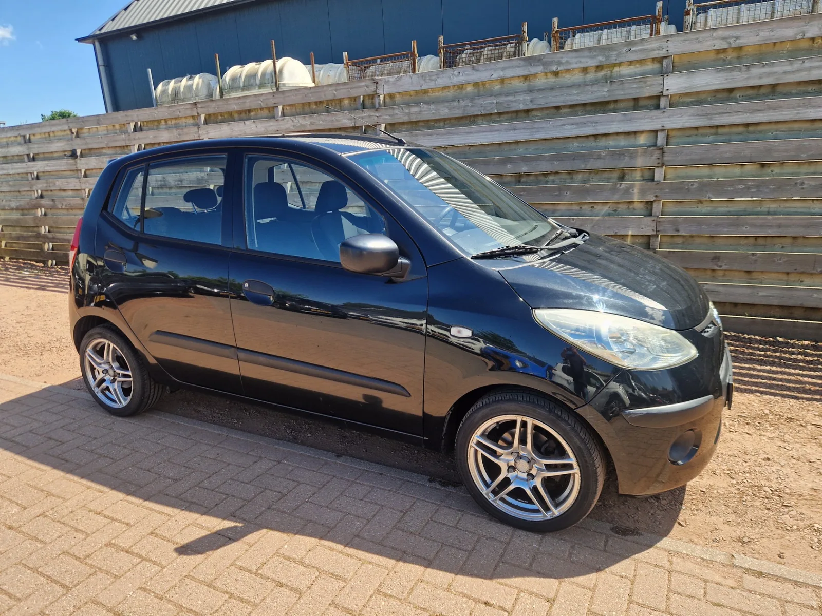 Hyundai i10 (2008) — foto 1