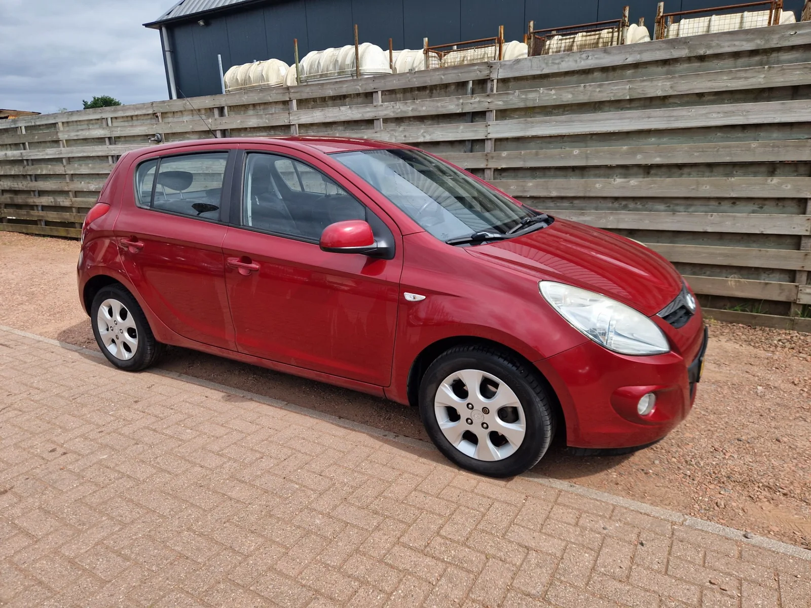 Hyundai i20 (2009) — foto 1