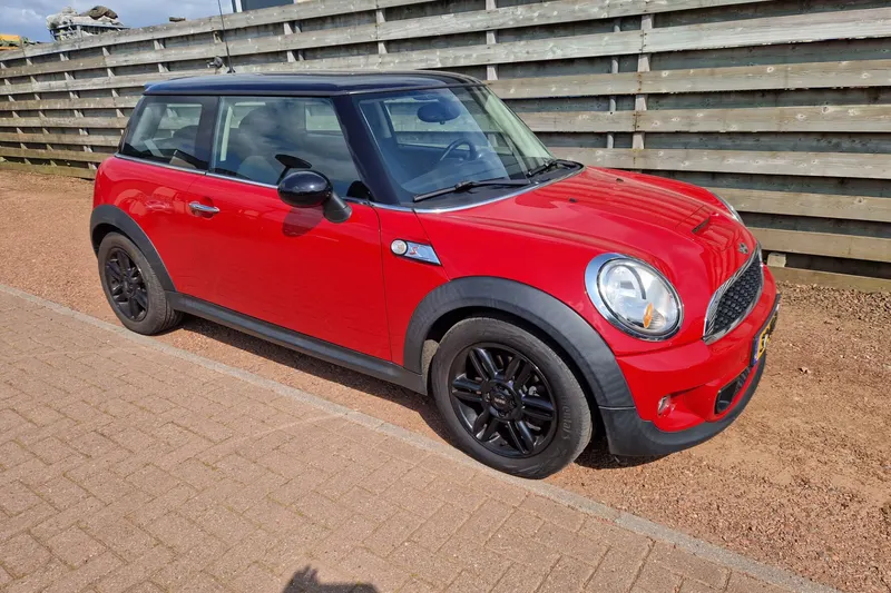 MINI Cooper S (2012)