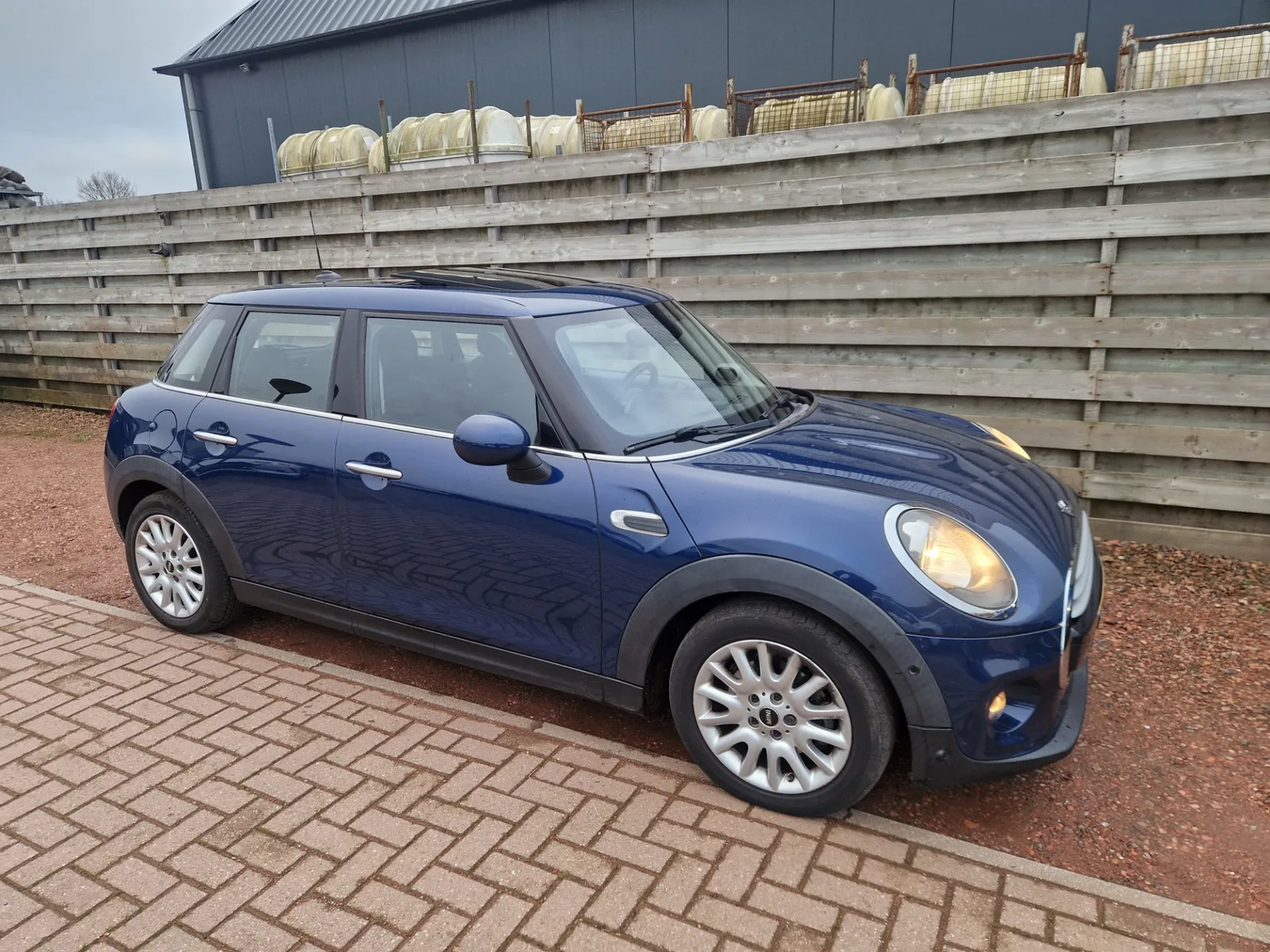 MINI Cooper (2015) — foto 1